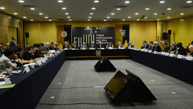 Elea Giménez (IFS) participa en el Encuentro de Rectores Iberoamericanos en apoyo a la edición universitaria