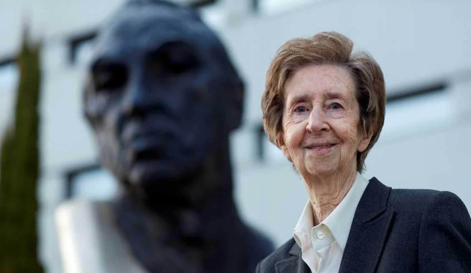 Juntos paso a paso de RNE homenajea a Margarita Salas con la colaboración de Eulalia Pérez Sedeño (IFS) y Envejecimiento en red (IEGD)